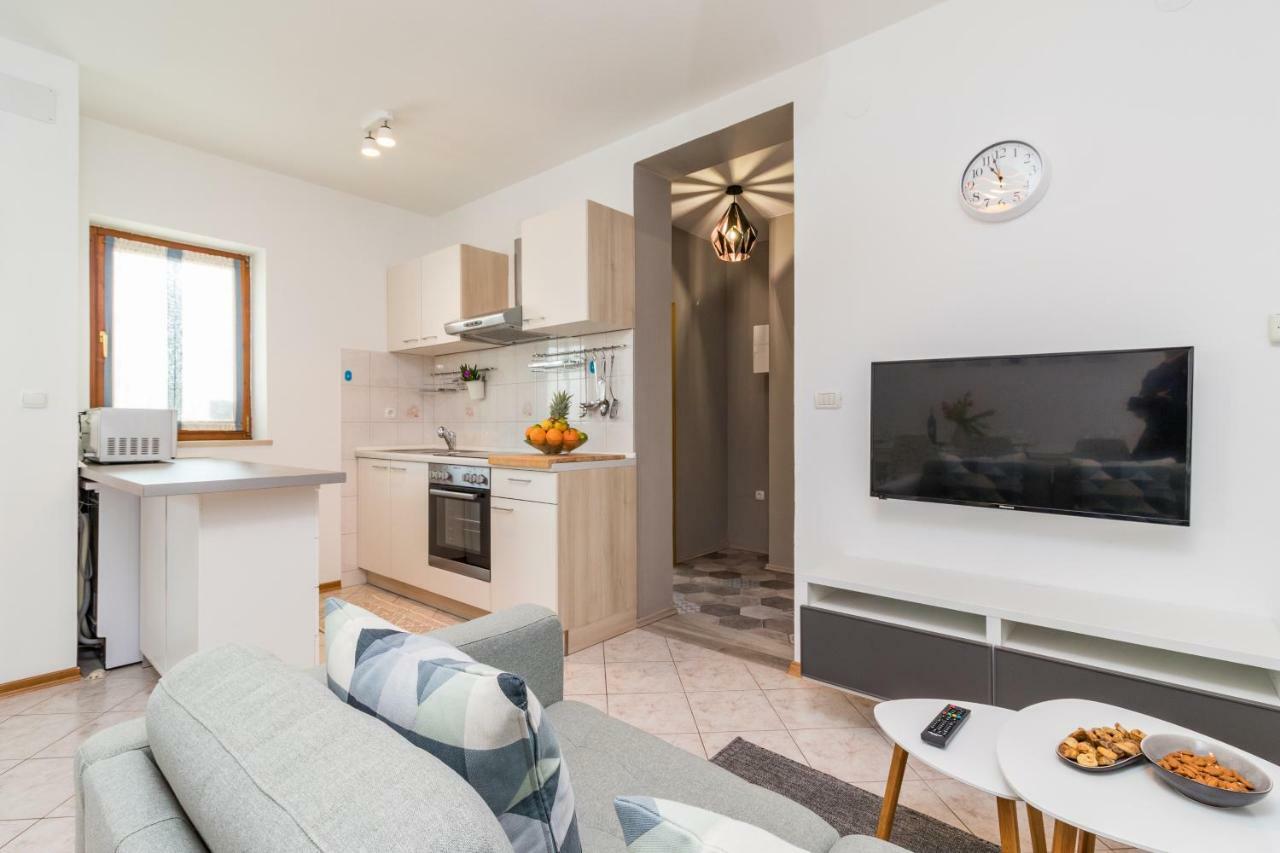 Apartment Anton, Фажана Екстер'єр фото