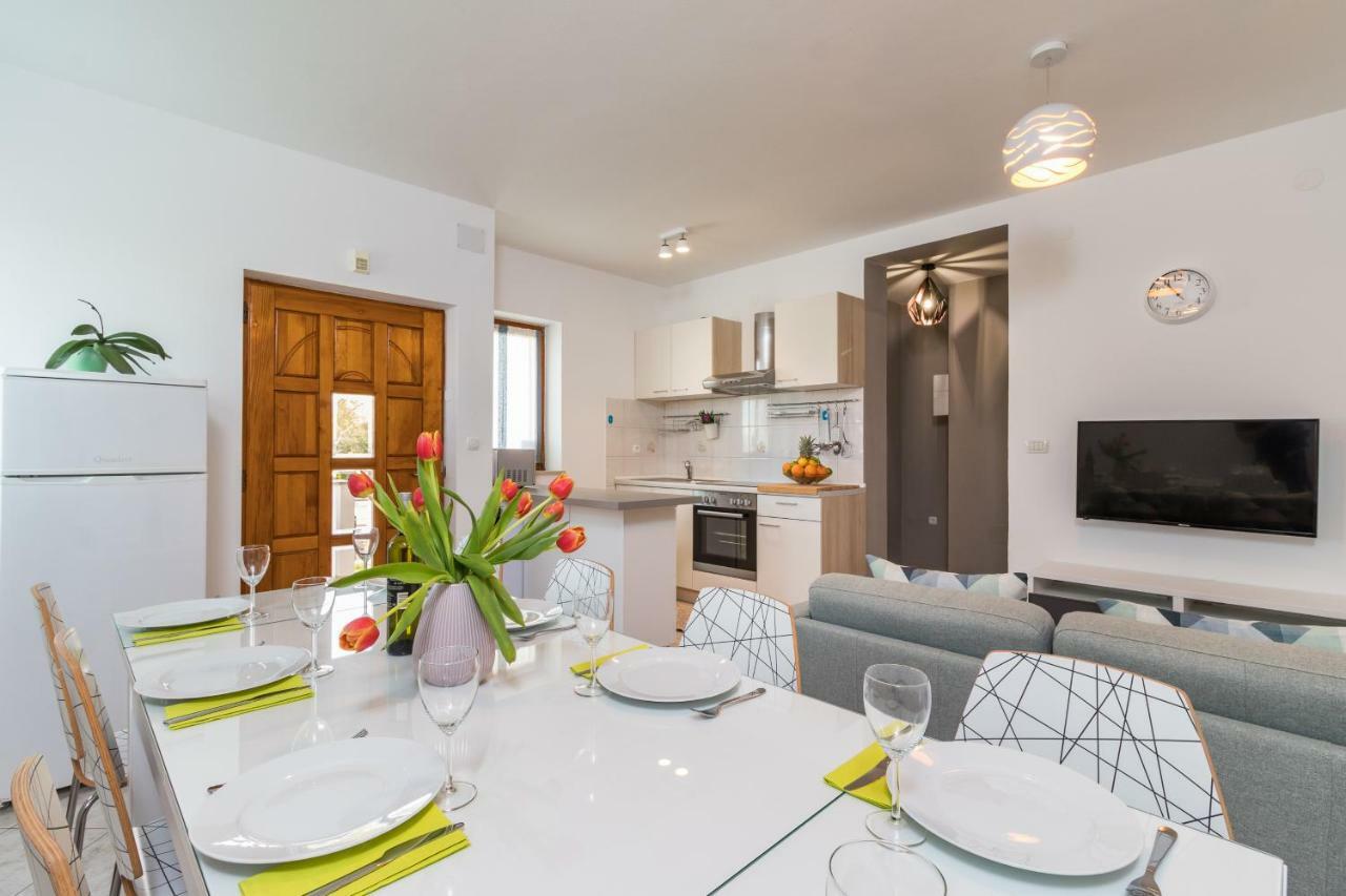 Apartment Anton, Фажана Екстер'єр фото